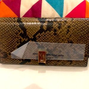 Brand new Nine West clutch in tiger print